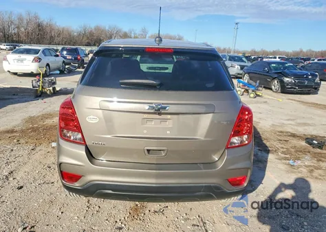 2020 Chevrolet Trax Ls z USA, uszkodzony, nr VIN KL7CJKSB4LB349219